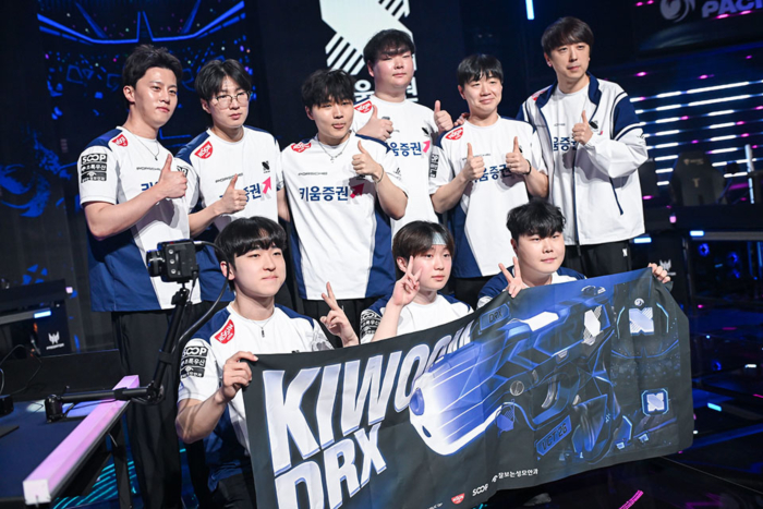 2026 VCT 퍼시픽 스테이지 1 5주 차 예고, '죽음의 조' 1위 결정전! 키움 DRX vs 페이퍼 렉스